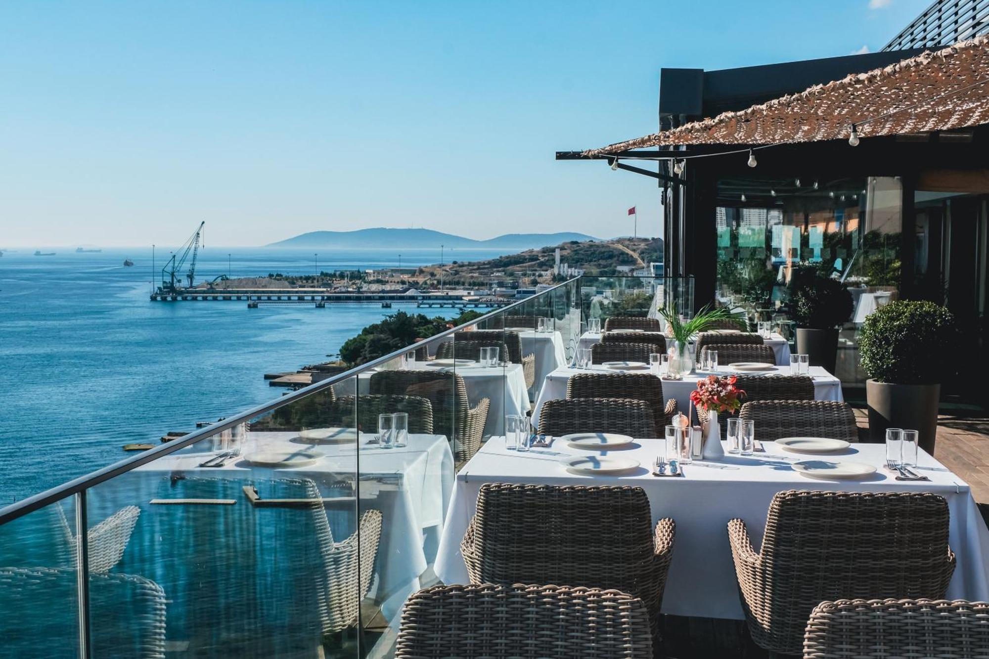Holiday Inn Istanbul - Tuzla Bay By Ihg Exterior foto